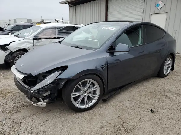 7SAYGDEE9PA206326 2023 TESLA MODEL Y - Image 1