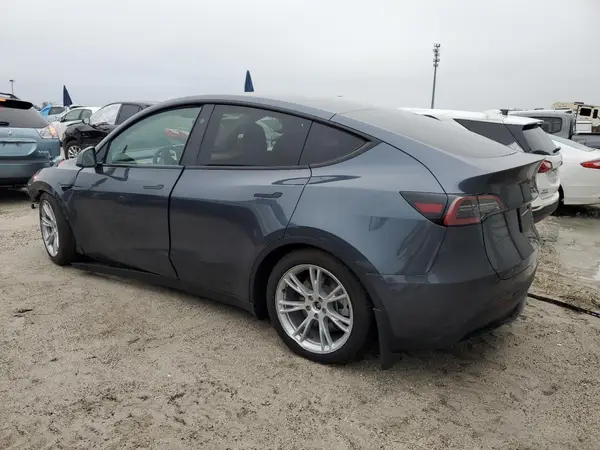 7SAYGDEE9PA206326 2023 TESLA MODEL Y - Image 2