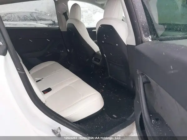 7SAYGDEE9PF590885 2023 TESLA MODEL Y - Image 8