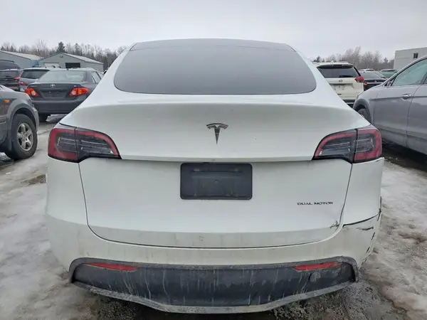 2023 TESLA MODEL Y auction photo 6