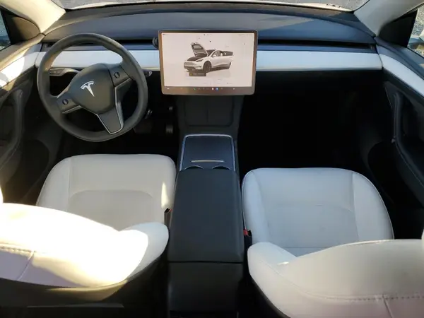 7SAYGDEE9PF597156 2023 TESLA MODEL Y - Image 8
