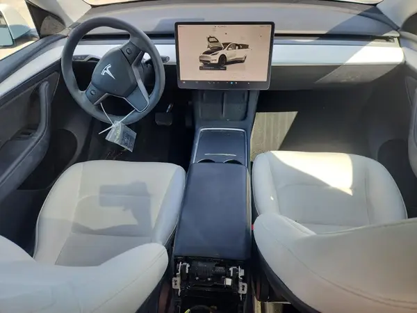 7SAYGDEE9PF610603 2023 TESLA MODEL Y - Image 8