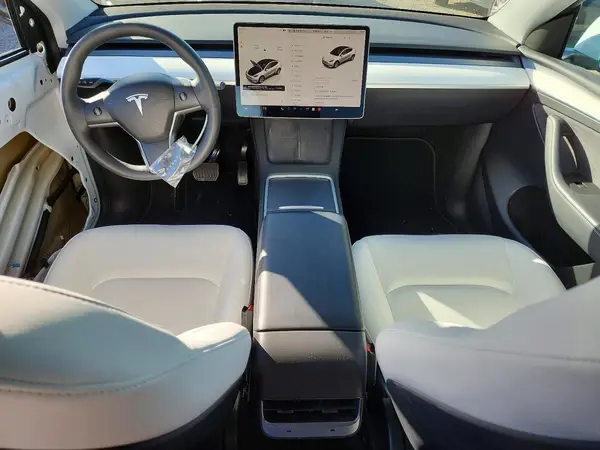7SAYGDEE9PF614408 2023 TESLA MODEL Y - Image 8