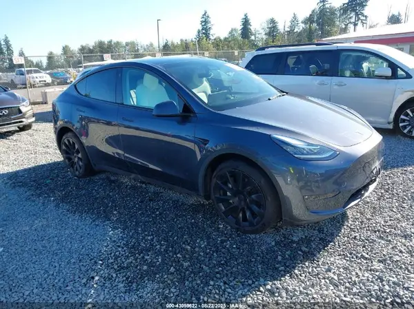 7SAYGDEE9PF614764 2023 TESLA MODEL Y - Image 1