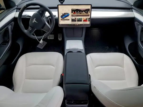 7SAYGDEE9PF616885 2023 TESLA MODEL Y - Image 8