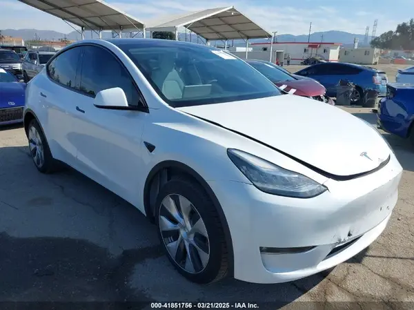 7SAYGDEE9PF618720 2023 TESLA MODEL Y - Image 1