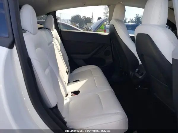 7SAYGDEE9PF618720 2023 TESLA MODEL Y - Image 8