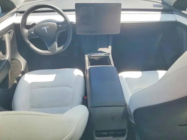 7SAYGDEE9PF619558 2023 TESLA MODEL Y - Image 8