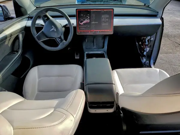 7SAYGDEE9PF620967 2023 TESLA MODEL Y - Image 8