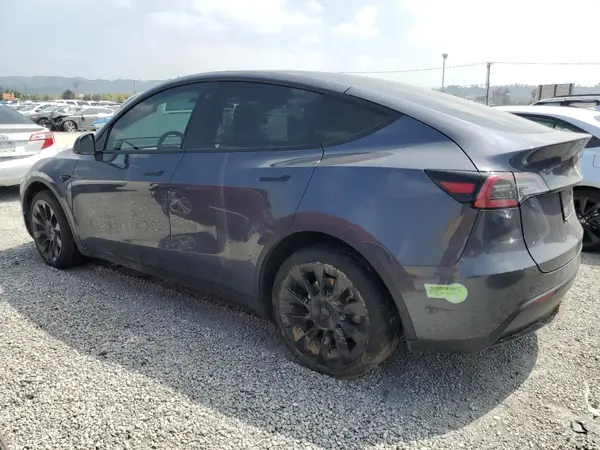 7SAYGDEE9PF624212 2023 TESLA MODEL Y - Image 2