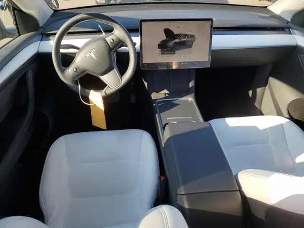 7SAYGDEE9PF631743 2023 TESLA MODEL Y - Image 8