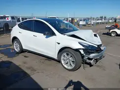 7SAYGDEE9PF632858 2023 TESLA MODEL Y