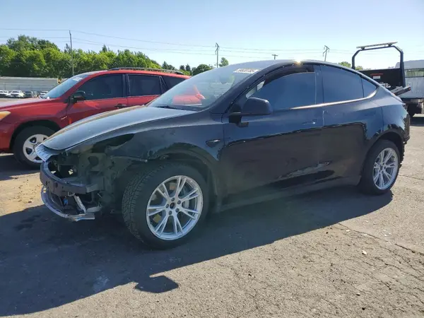 7SAYGDEE9PF647134 2023 TESLA MODEL Y - Image 1