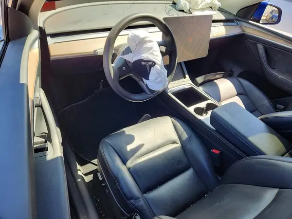 7SAYGDEE9PF648459 2023 TESLA MODEL Y - Image 8