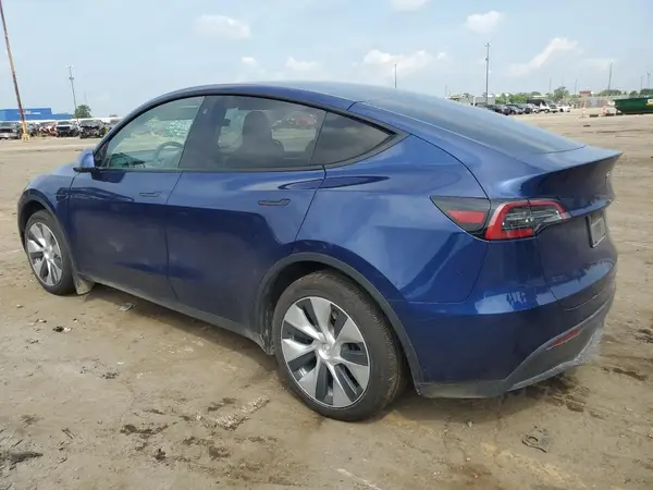 7SAYGDEE9PF660269 2023 TESLA MODEL Y - Image 2