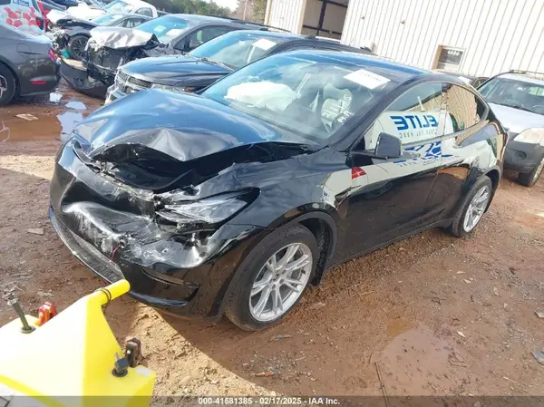 7SAYGDEE9PF662720 2023 TESLA MODEL Y - Image 2