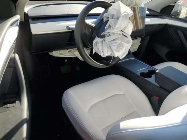 7SAYGDEE9PF667366 2023 TESLA MODEL Y - Image 8