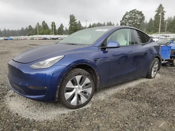 7SAYGDEE9PF670946 2023 TESLA MODEL Y - Image 1
