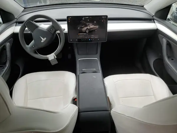 7SAYGDEE9PF670946 2023 TESLA MODEL Y - Image 8