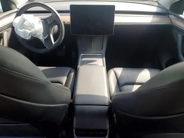7SAYGDEE9PF671966 2023 TESLA MODEL Y - Image 8
