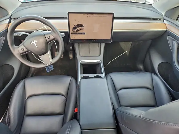 7SAYGDEE9PF671997 2023 TESLA MODEL Y - Image 8