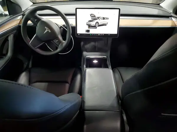 7SAYGDEE9PF684006 2023 TESLA MODEL Y - Image 8