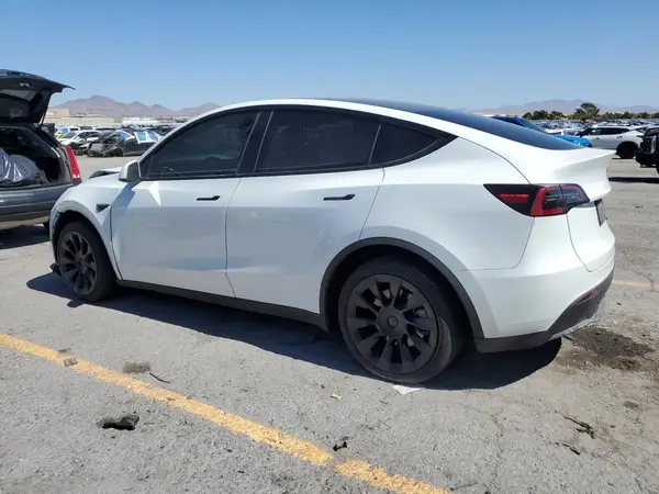 7SAYGDEE9PF688489 2023 TESLA MODEL Y - Image 2