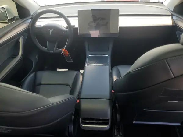 7SAYGDEE9PF690632 2023 TESLA MODEL Y - Image 8
