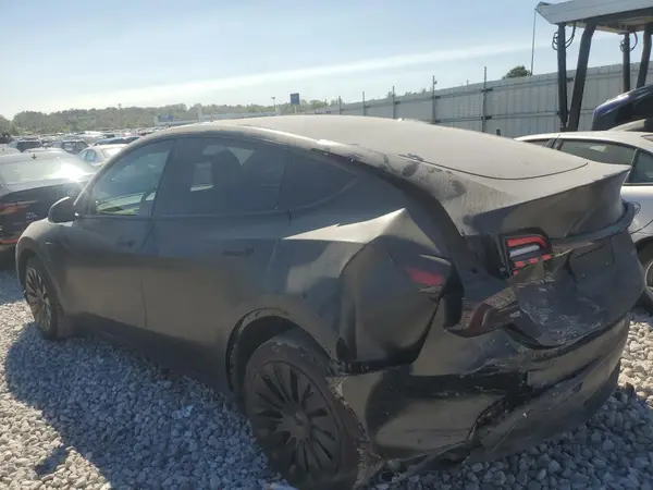 7SAYGDEE9PF706084 2023 TESLA MODEL Y - Image 2