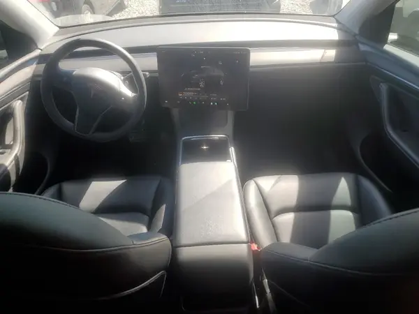 7SAYGDEE9PF706084 2023 TESLA MODEL Y - Image 8