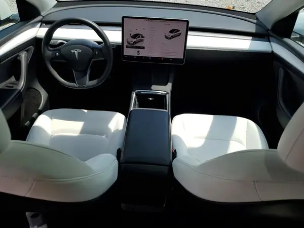 7SAYGDEE9PF713942 2023 TESLA MODEL Y - Image 8