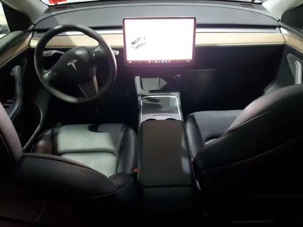 7SAYGDEE9PF749436 2023 TESLA MODEL Y - Image 8