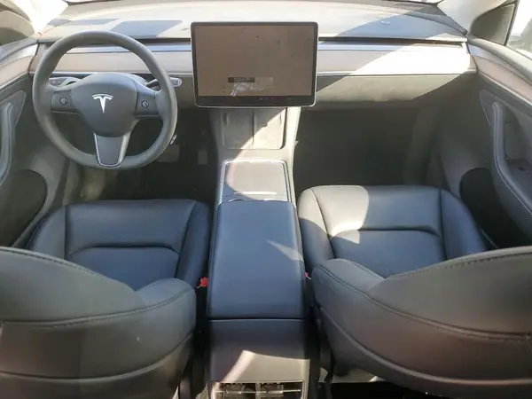 7SAYGDEE9PF757326 2023 TESLA MODEL Y - Image 8