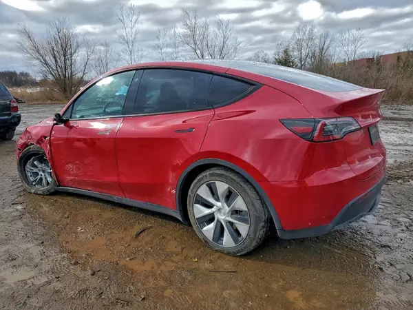 7SAYGDEE9PF786972 2023 TESLA MODEL Y - Image 2