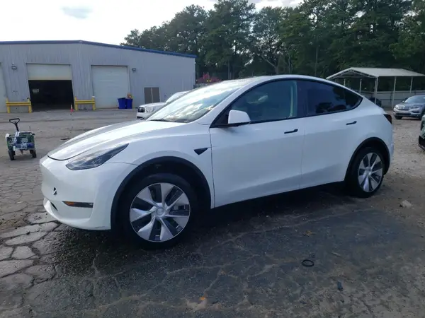 7SAYGDEE9PF799351 2023 TESLA MODEL Y - Image 1