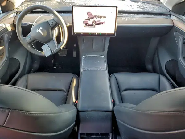 7SAYGDEE9PF802037 2023 TESLA MODEL Y - Image 8