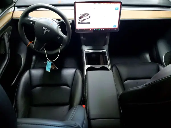 7SAYGDEE9PF807979 2023 TESLA MODEL Y - Image 8