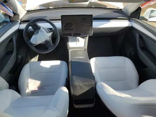 7SAYGDEE9PF814656 2023 TESLA MODEL Y - Image 8