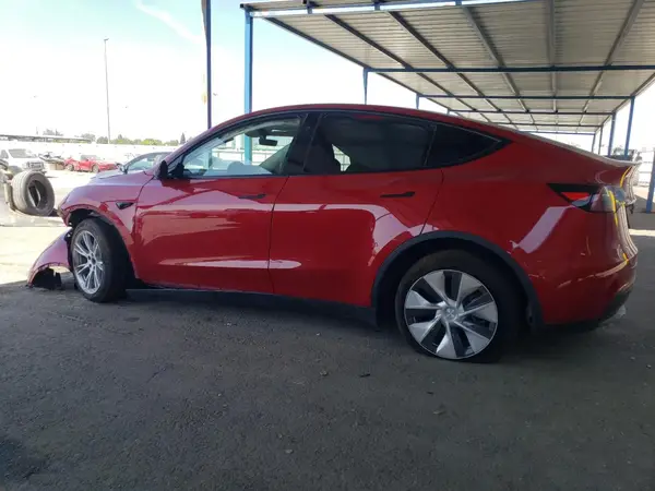 7SAYGDEE9PF822868 2023 TESLA MODEL Y - Image 2