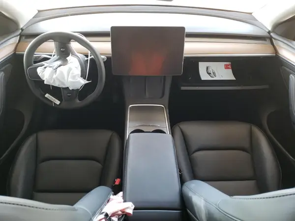 7SAYGDEE9PF822868 2023 TESLA MODEL Y - Image 8