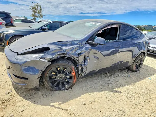 7SAYGDEE9PF840285 2023 TESLA MODEL Y - Image 1