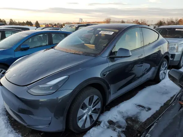 7SAYGDEE9PF844370 2023 TESLA MODEL Y - Image 1