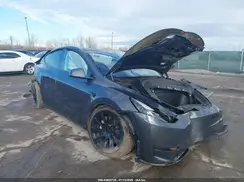 7SAYGDEE9PF847530 2023 TESLA MODEL Y