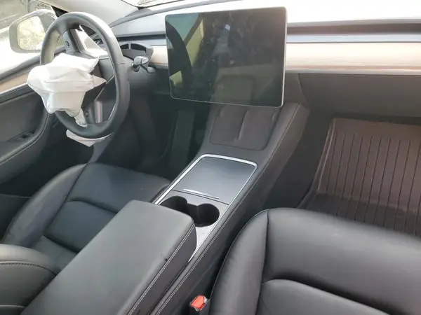 7SAYGDEE9PF847981 2023 TESLA MODEL Y - Image 8