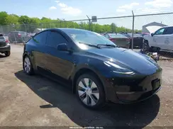 7SAYGDEE9PF850881 2023 TESLA MODEL Y