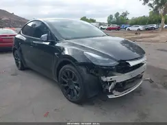 7SAYGDEE9PF868233 2023 TESLA MODEL Y