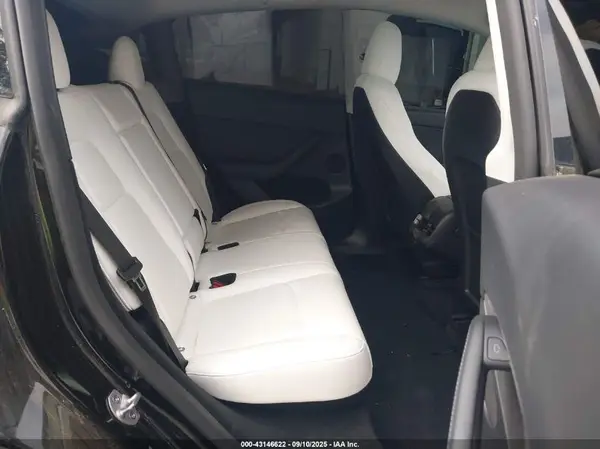 7SAYGDEE9PF868233 2023 TESLA MODEL Y - Image 8