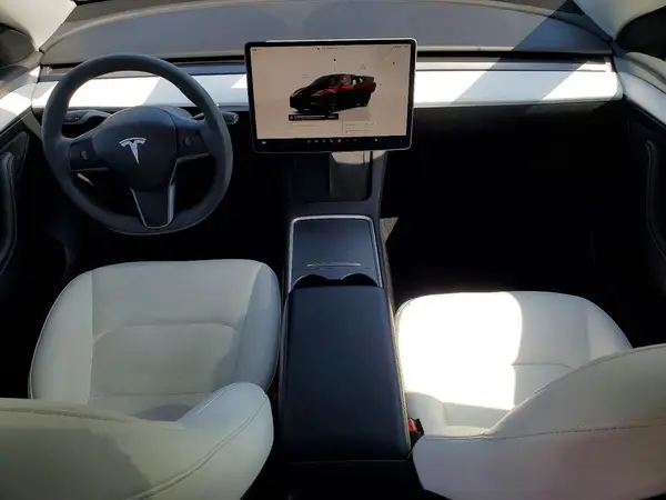 7SAYGDEE9PF875571 2023 TESLA MODEL Y - Image 8