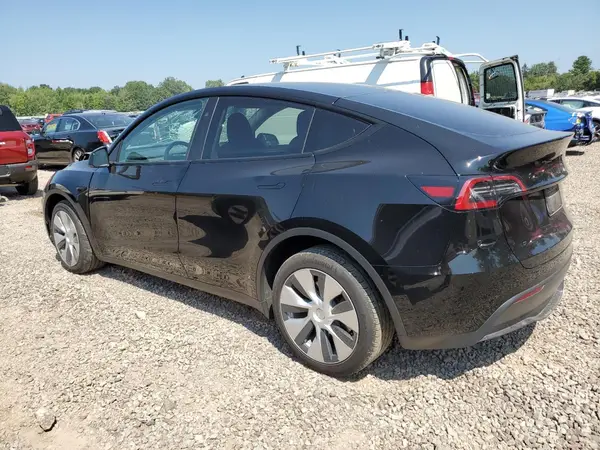 7SAYGDEE9PF879166 2023 TESLA MODEL Y - Image 2