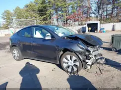 7SAYGDEE9PF891902 2023 TESLA MODEL Y